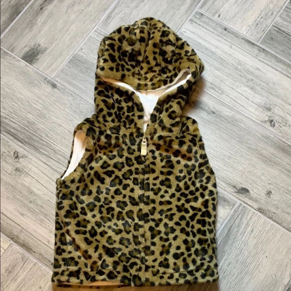Carter’s Stylish Leopard Print Faux Fur Vest 24 Months